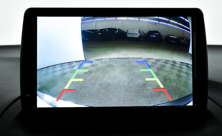 Mazda 3 - Фото 9