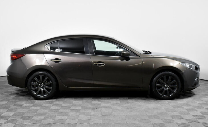 Mazda 3 - Фото 3