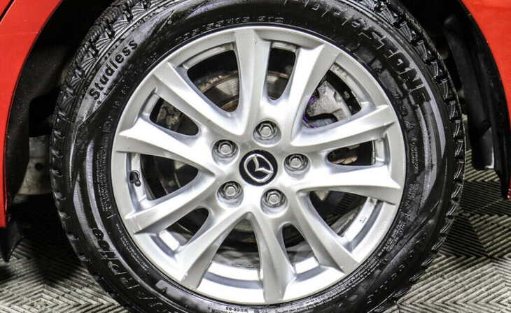 Mazda 3 - Фото 7