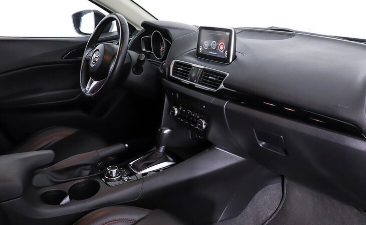 Mazda 3 - Фото 5