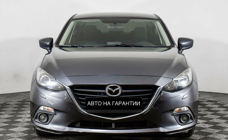Mazda 3 - Фото 1