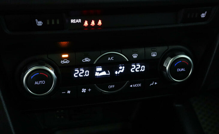 Mazda 3 - Фото 11