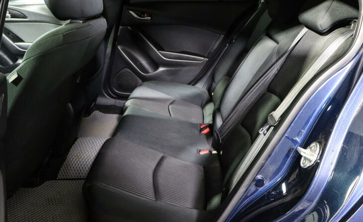 Mazda 3 - Фото 13