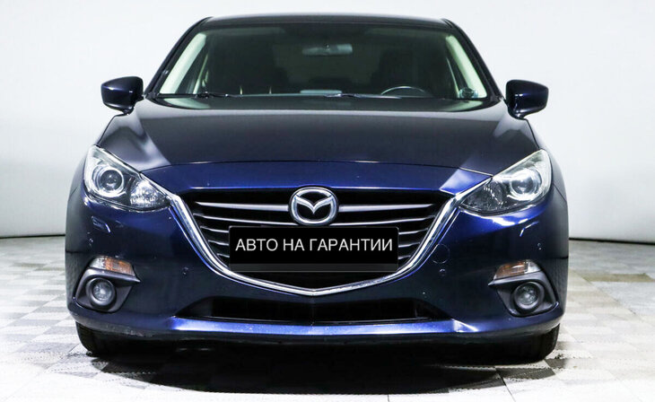 Mazda 3 - Фото 1