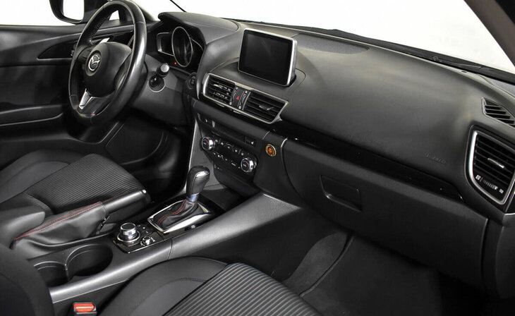 Mazda 3 - Фото 9