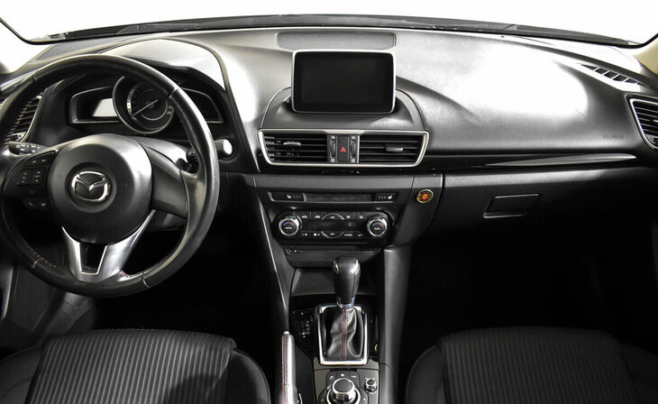 Mazda 3 - Фото 11