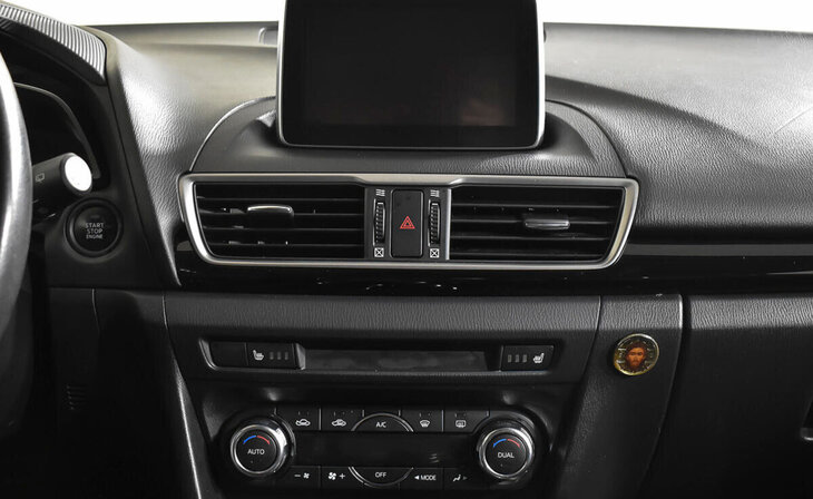 Mazda 3 - Фото 13