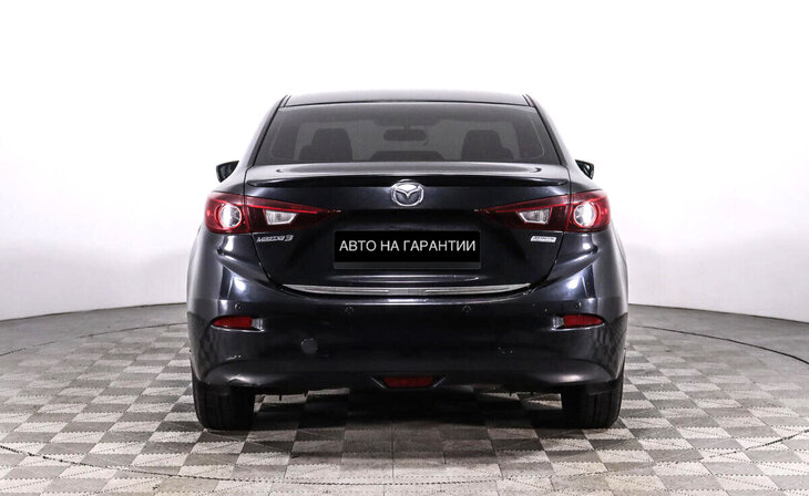 Mazda 3 - Фото 5
