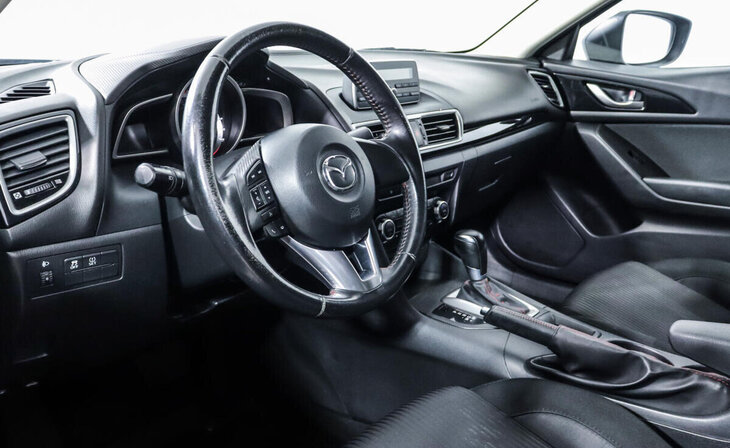 Mazda 3 - Фото 7
