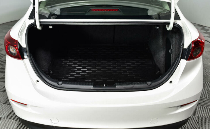 Mazda 3 - Фото 11