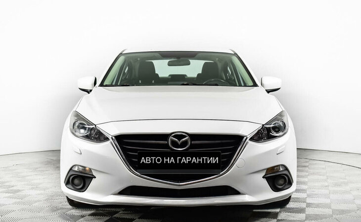Mazda 3 - Фото 1
