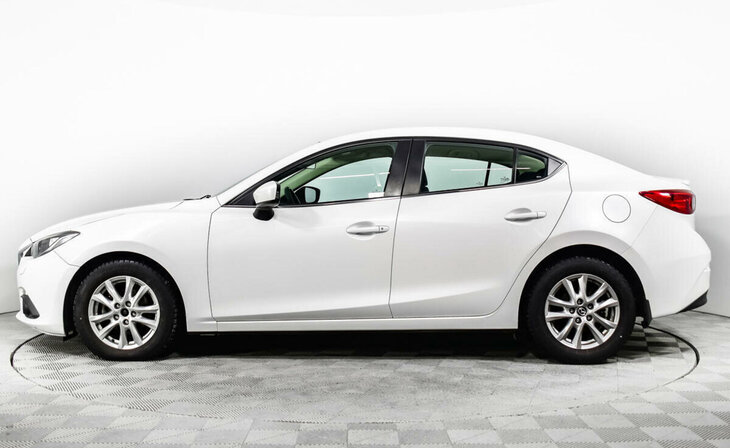 Mazda 3 - Фото 2