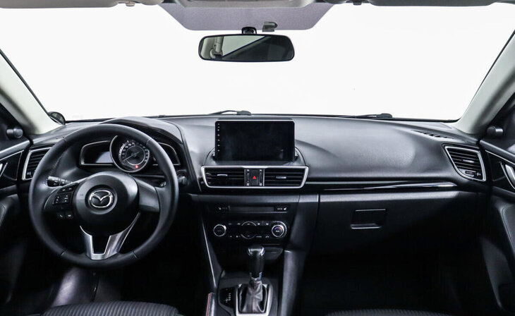 Mazda 3 - Фото 9