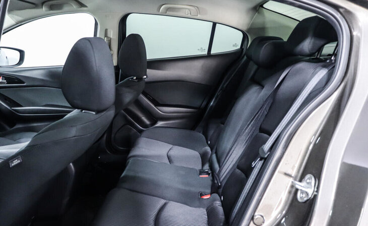 Mazda 3 - Фото 13