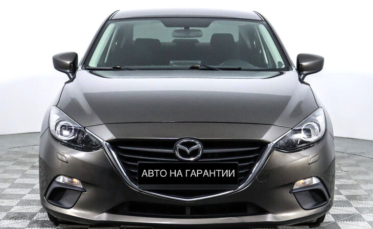Mazda 3 - Фото 1