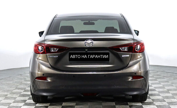 Mazda 3 - Фото 5
