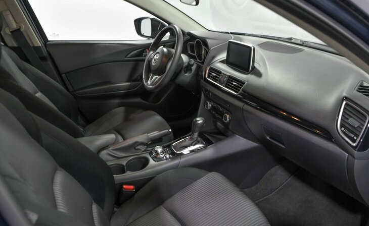 Mazda 3 - Фото 4