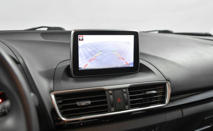 Mazda 3 - Фото 7