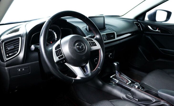 Mazda 3 - Фото 8