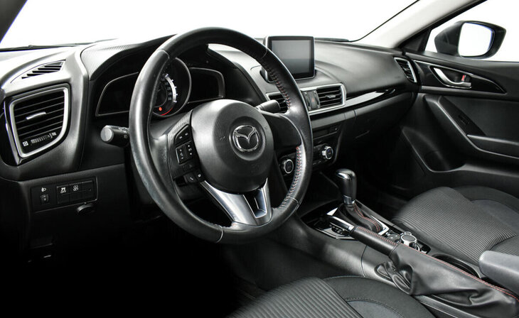 Mazda 3 - Фото 9