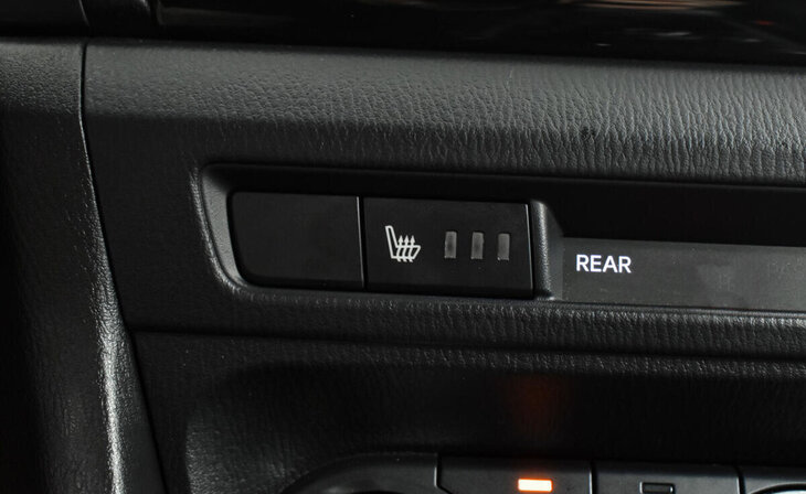 Mazda 3 - Фото 11