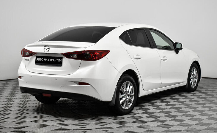 Mazda 3 - Фото 4