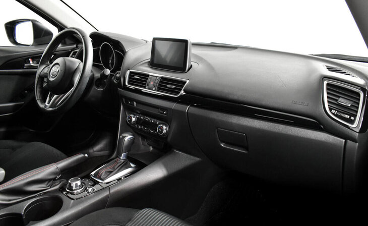 Mazda 3 - Фото 7