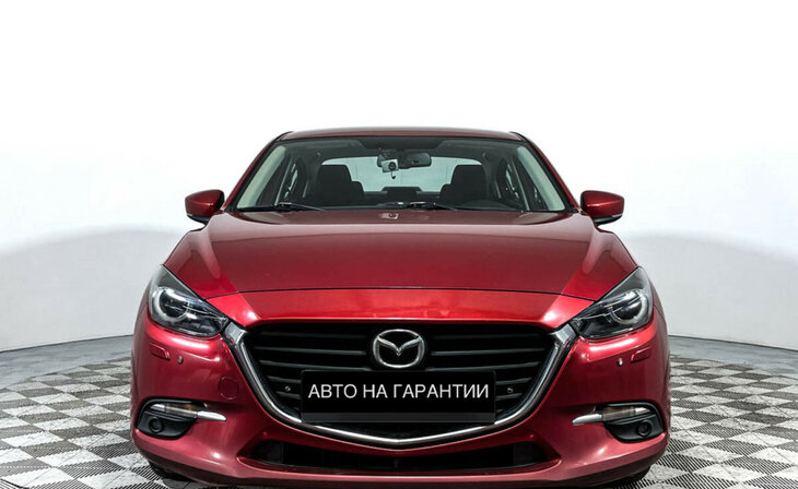 Mazda 3 - Фото 1