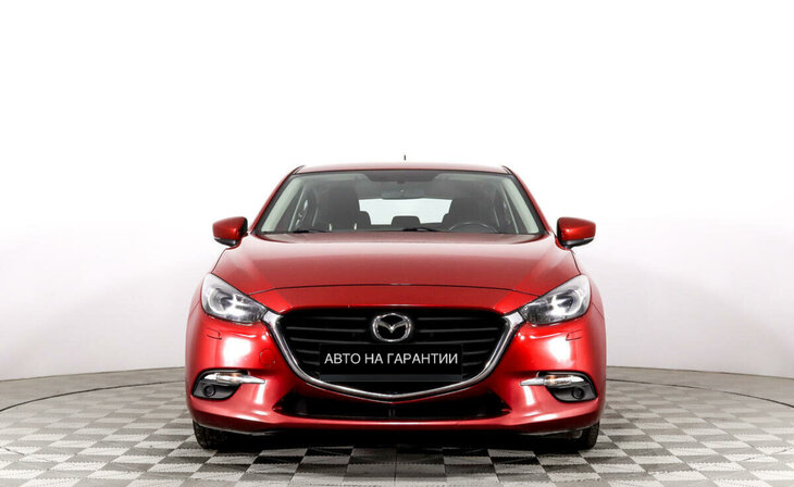 Mazda 3 - Фото 1