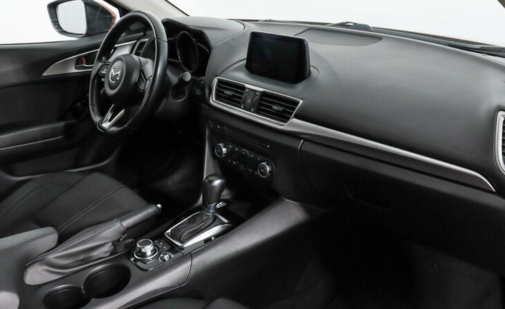 Mazda 3 - Фото 6