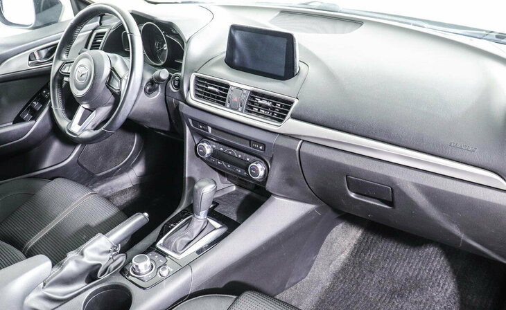 Mazda 3 - Фото 5