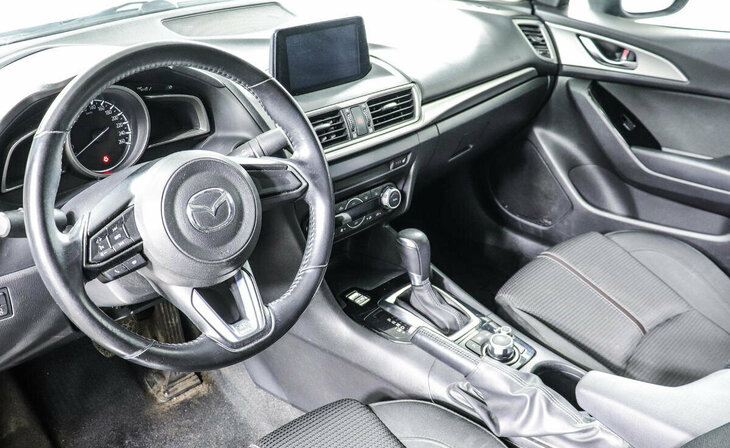 Mazda 3 - Фото 6