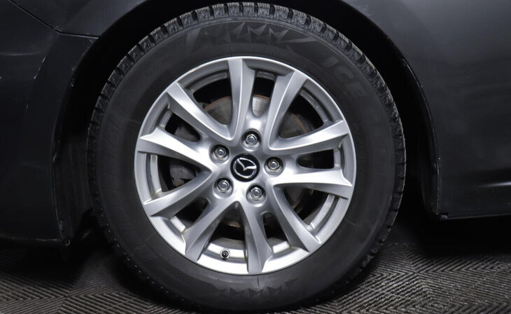 Mazda 3 - Фото 9