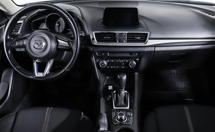 Mazda 3 - Фото 12