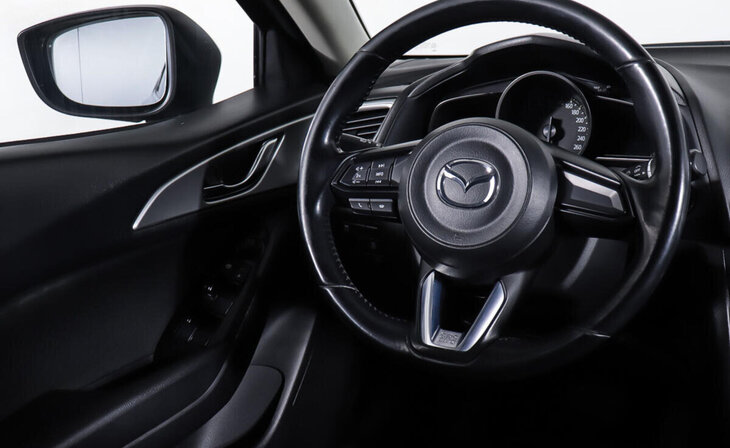 Mazda 3 - Фото 13