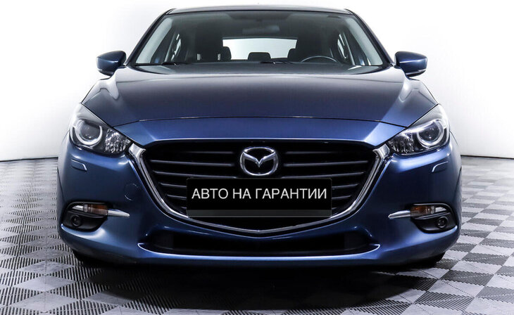 Mazda 3 - Фото 1