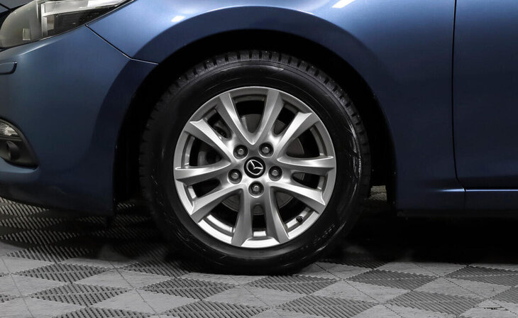 Mazda 3 - Фото 8