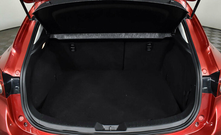 Mazda 3 - Фото 15
