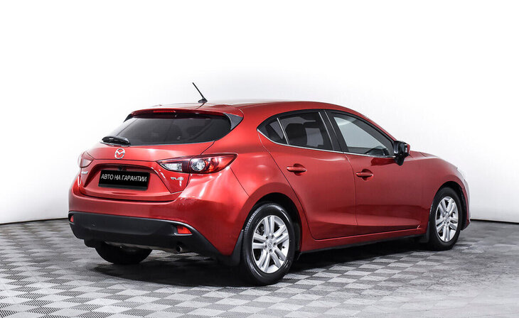 Mazda 3 - Фото 4