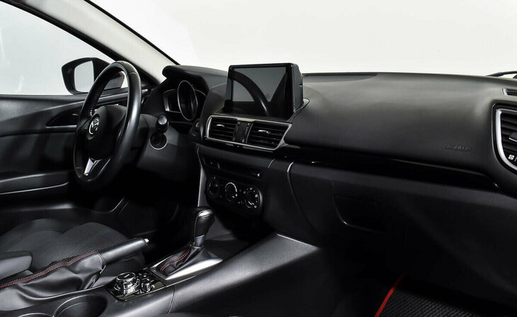 Mazda 3 - Фото 7