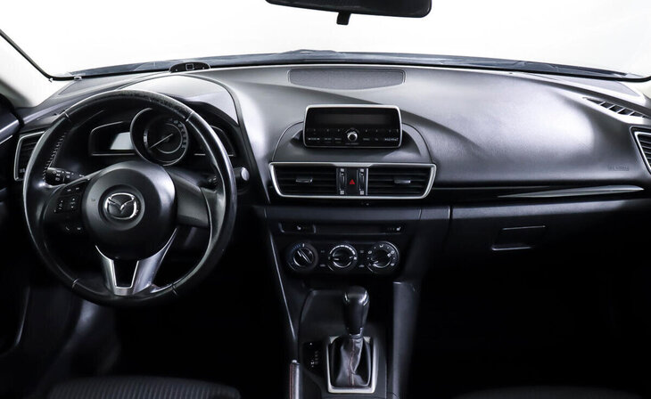 Mazda 3 - Фото 9