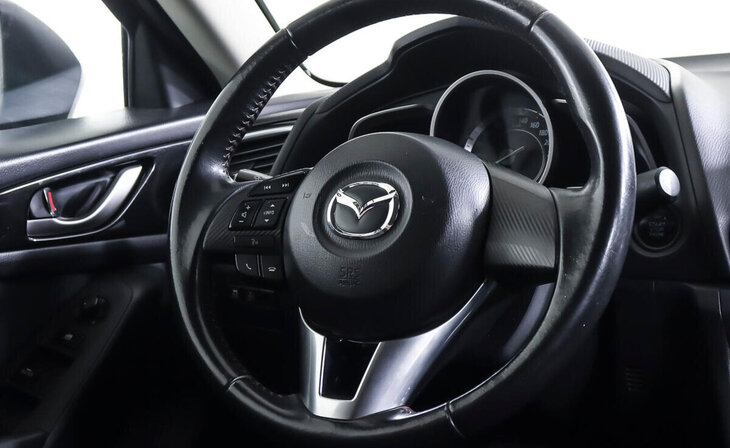 Mazda 3 - Фото 11