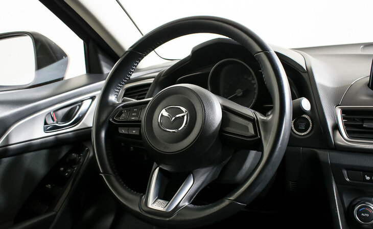 Mazda 3 - Фото 11