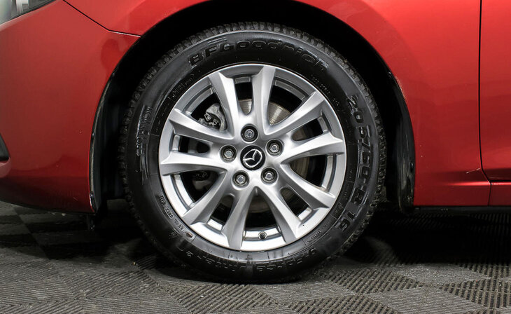 Mazda 3 - Фото 7