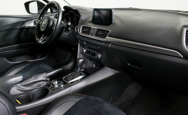 Mazda 3 - Фото 8