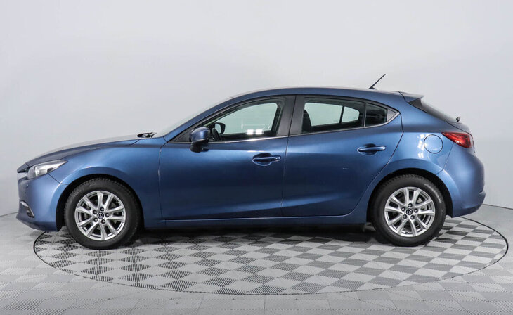 Mazda 3 - Фото 2