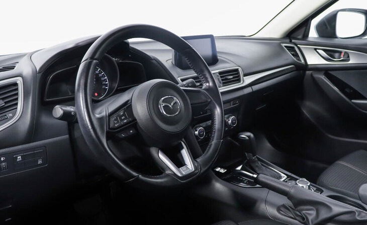 Mazda 3 - Фото 7