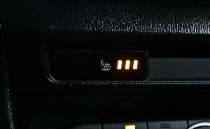 Mazda 3 - Фото 13