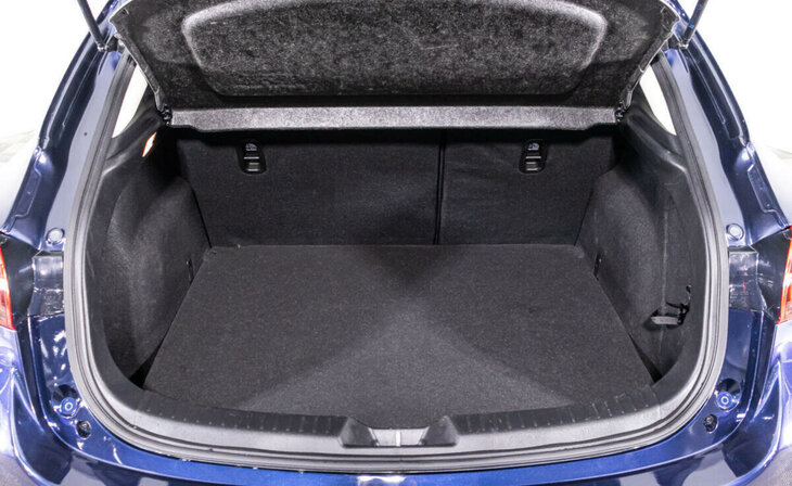 Mazda 3 - Фото 15