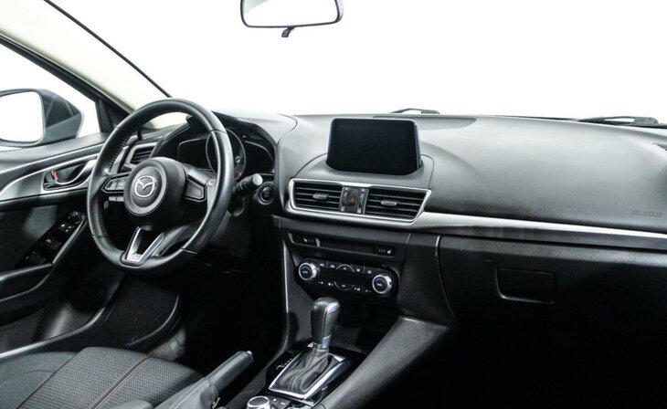 Mazda 3 - Фото 4